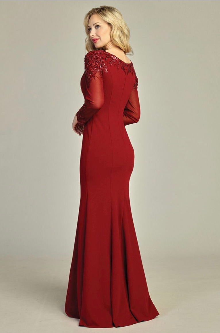 Long sleeves dress for your special event. 7922K BY LET´S CORP