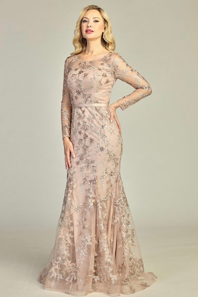 Long sleeves dress for your special event. 7938K BY LET´S CORP