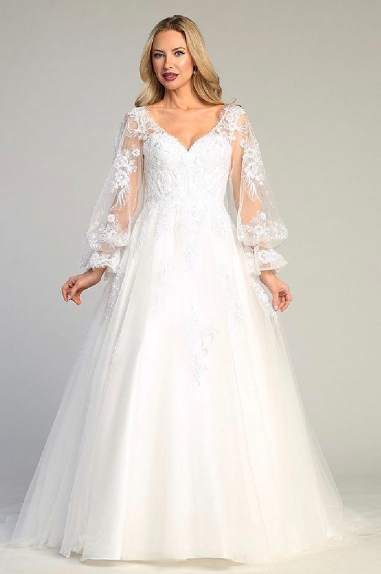 Embellished delicate appliqué of sequins. A-line skirt. 7894L BY LET´S CORP