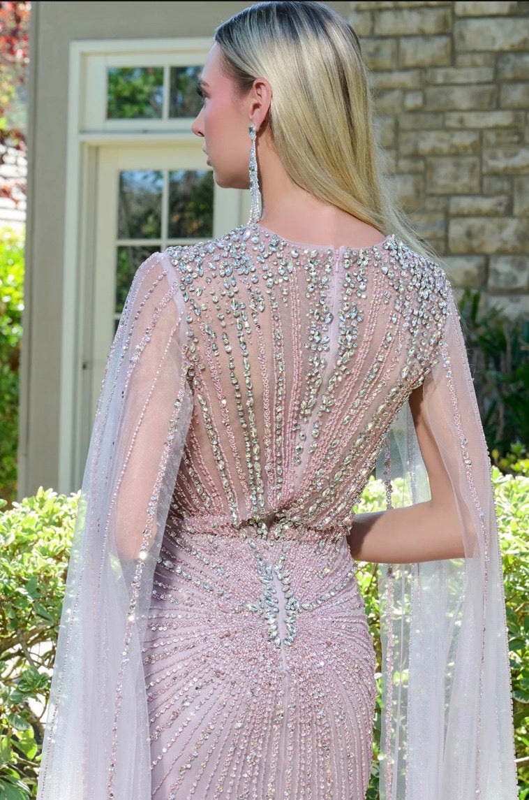 Elegant and eye-catching, this fitted evening gown. Gl3664 BY ELIZABETH K