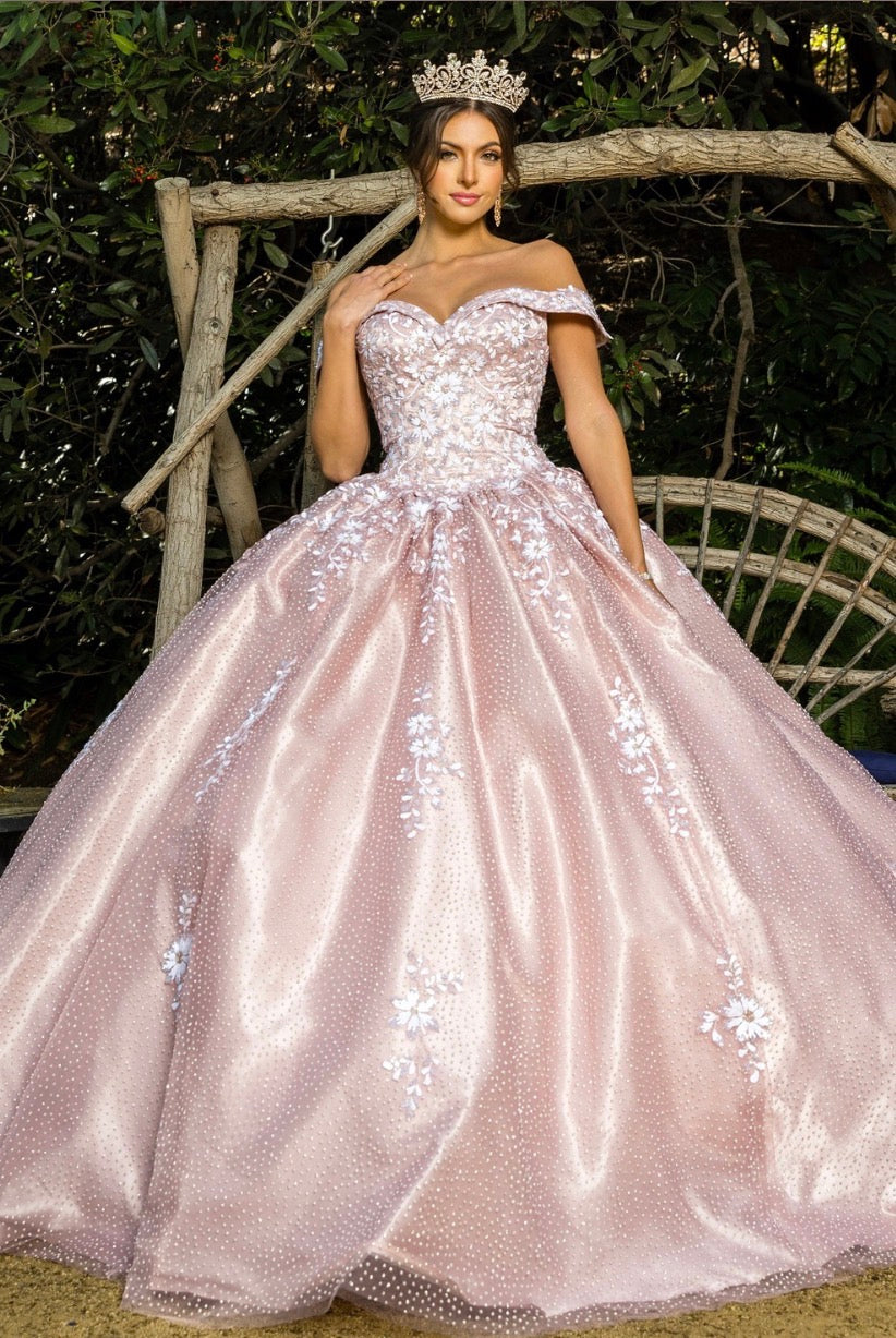 This is a gown made for grand entrances. 8060J by CIDERELLA Couture