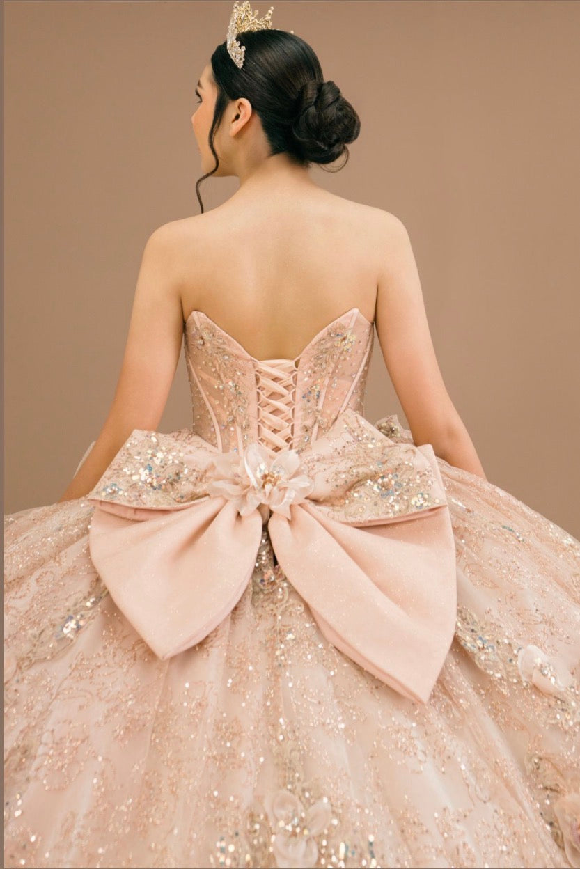 This breathtaking Quinceanera gown is designed to make a grand entrance. 8590JQ BY CIDERELLA COUTURE