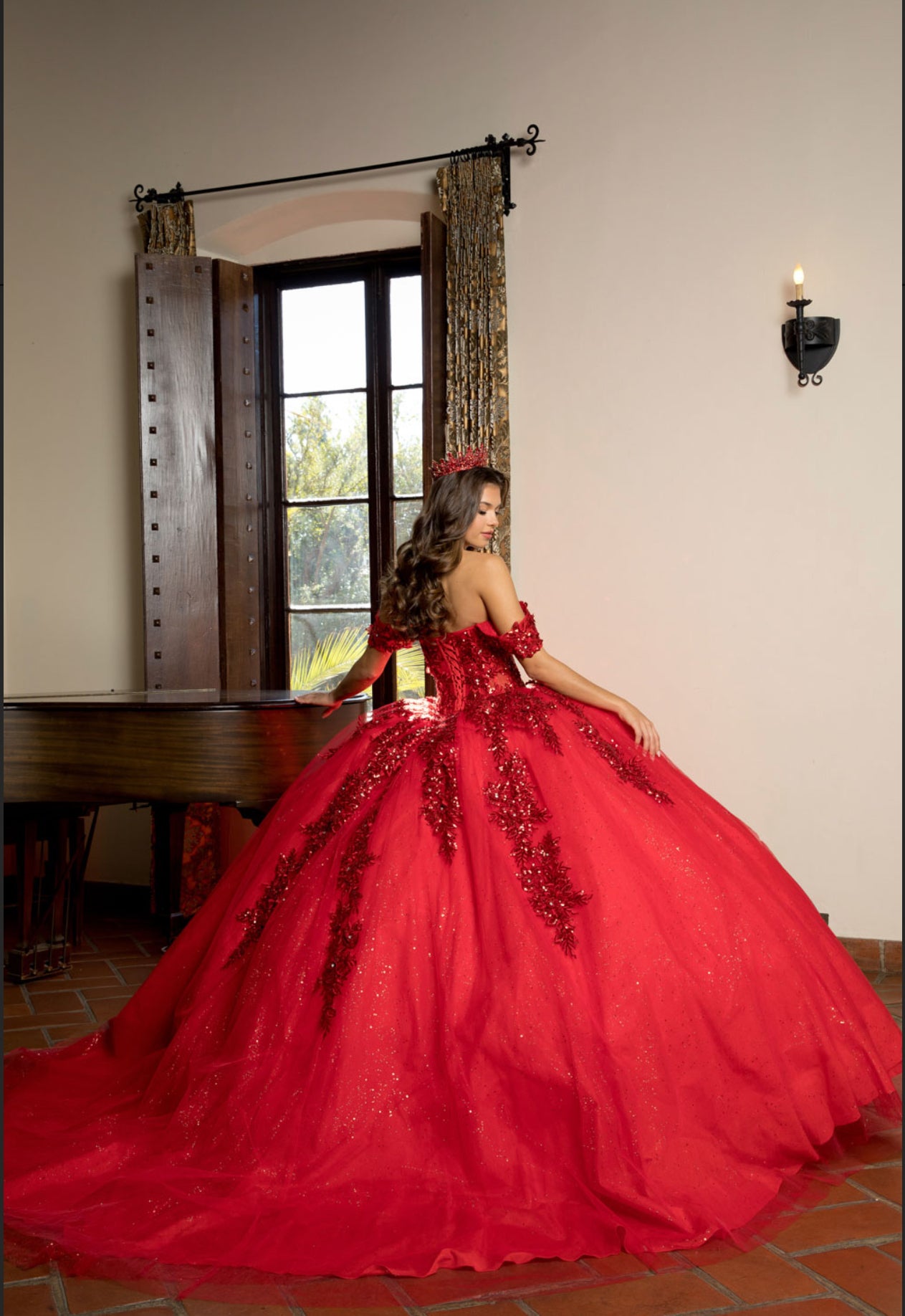 Detachable Sleeve, Sweetheart Neckline. PQ1070 by Bella Couture