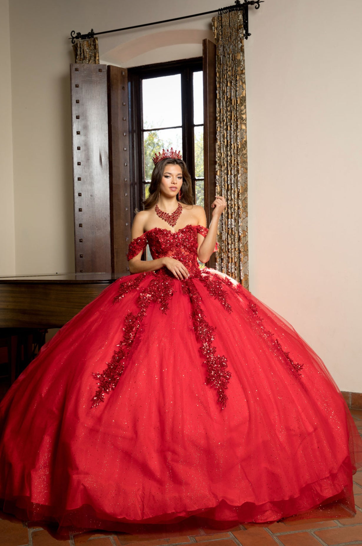 Detachable Sleeve, Sweetheart Neckline. PQ1070 by Bella Couture