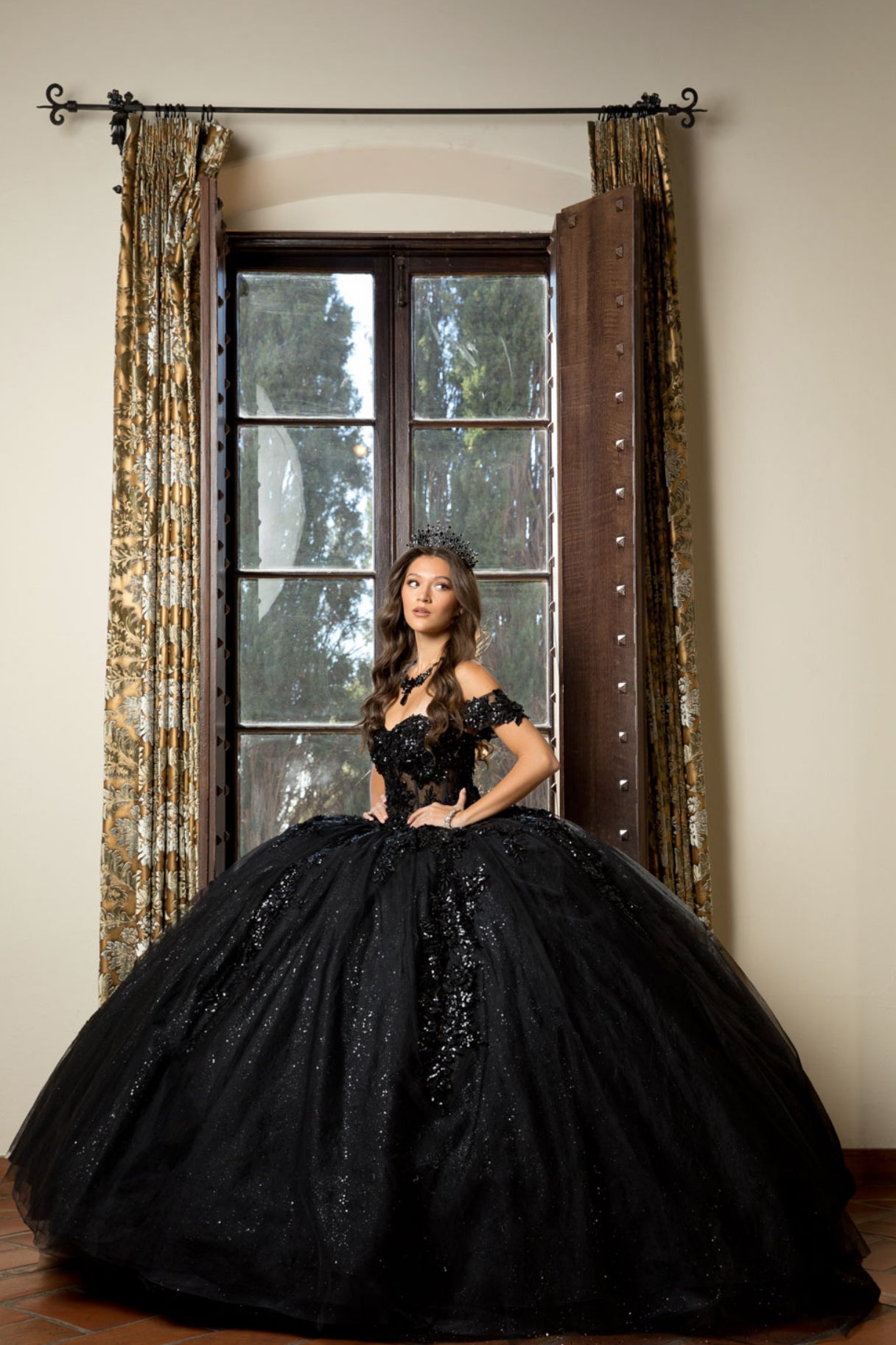 Detachable Sleeve, Sweetheart Neckline. PQ1070 by Bella Couture