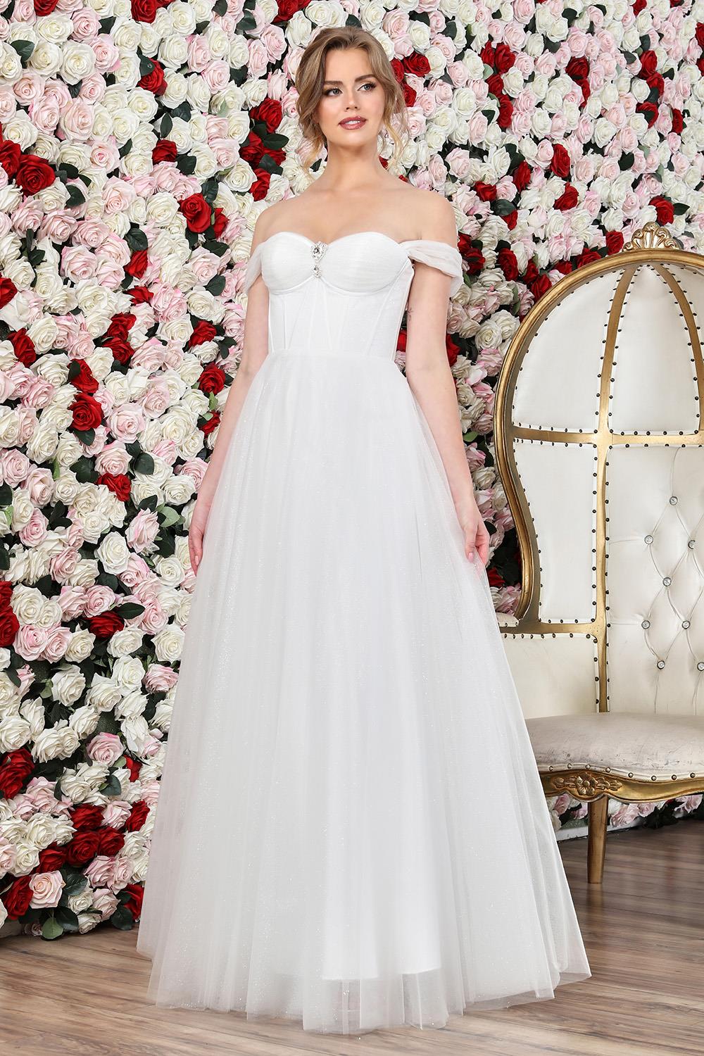 Beautiful dress for the special occasion of the wedding in tulle fabric. 3244-01 BY ADORA DESING