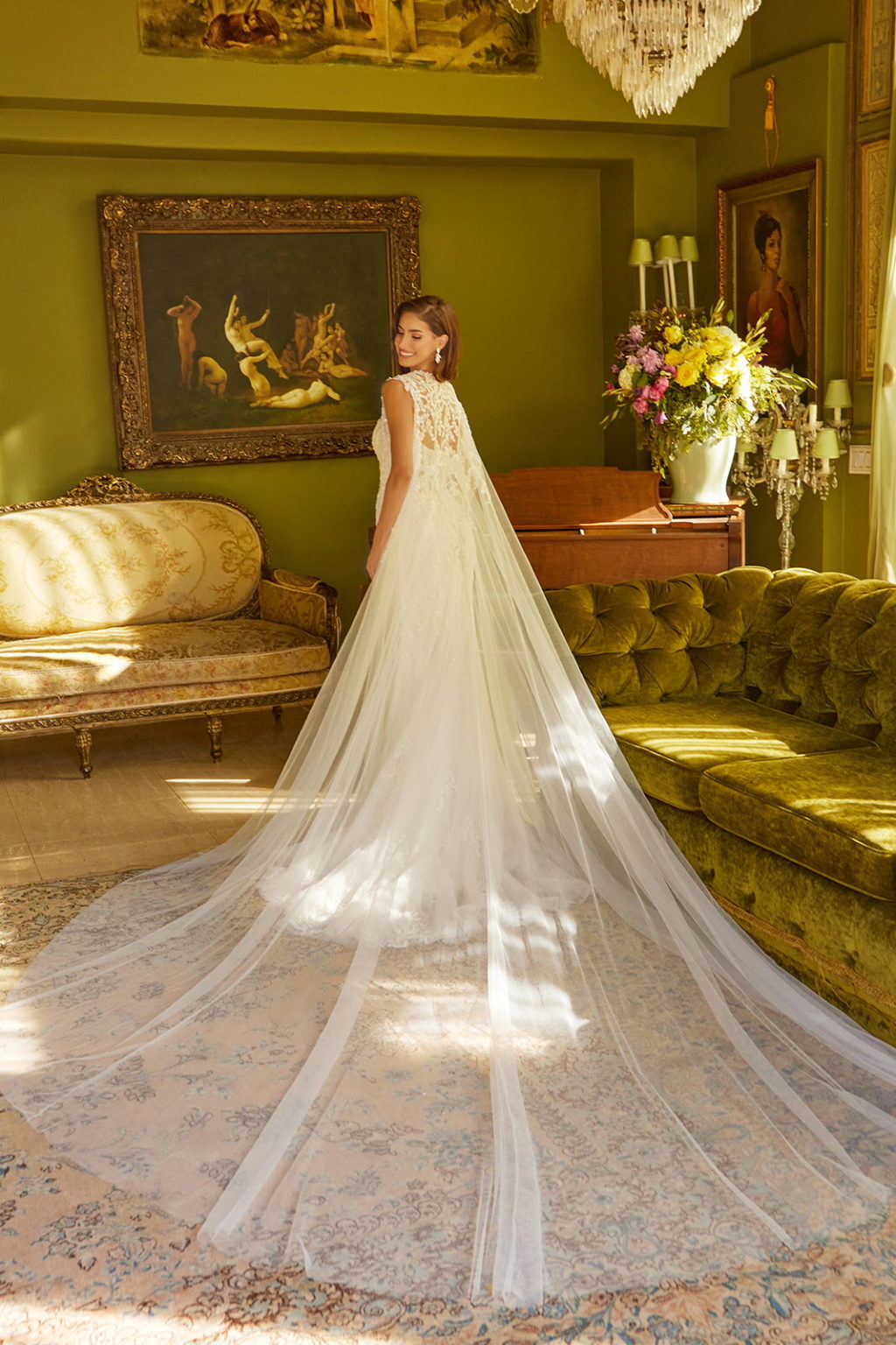 Gorgeous wedding dress. This dress is made up of a corseted, GL3532 GLS BY GLORIA