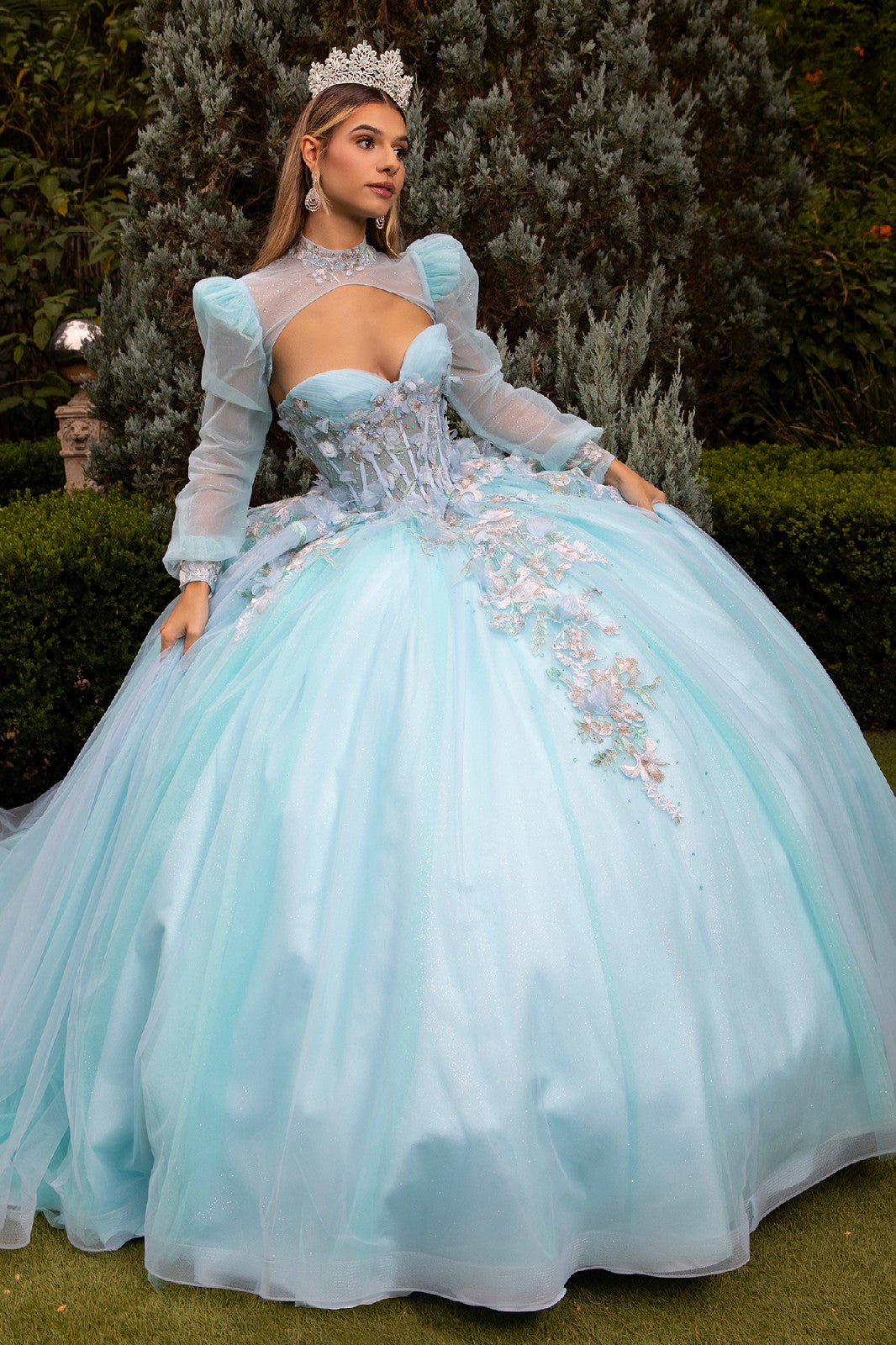 BEAUTIFUL DRESS 3D FLOWER,WITH A TAIL SO LONG. GL3577(GLS) BY GLORIA