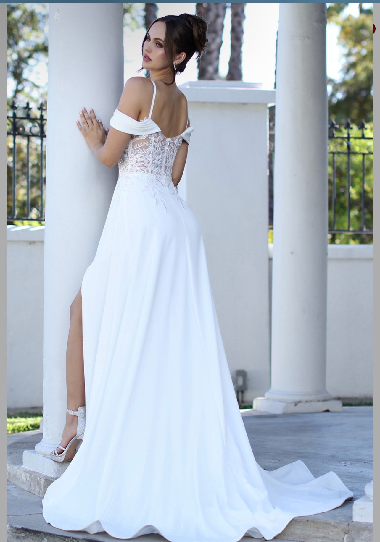 With exquisite details, see-through corset. 3251-01. BY ADORA DESIGN