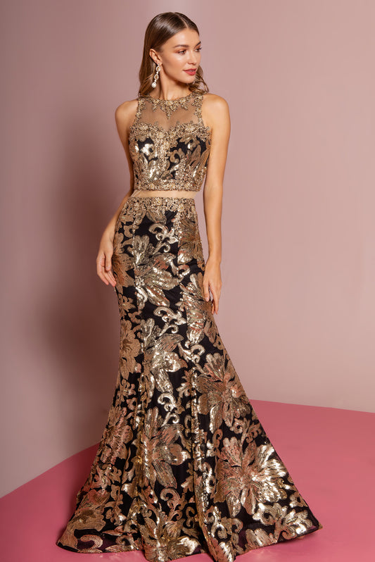 Beautiful sequin dress with a touch of gems and flower design Fitted. Gl2272 GLS BY GLORIA