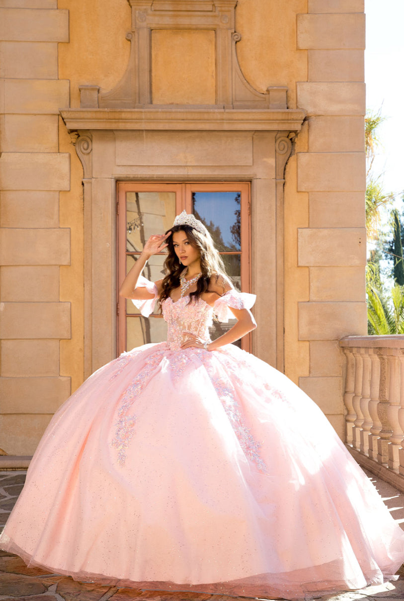 Sweetheart strapless neckline with bodice corset. PQ1026 by Bella Couture
