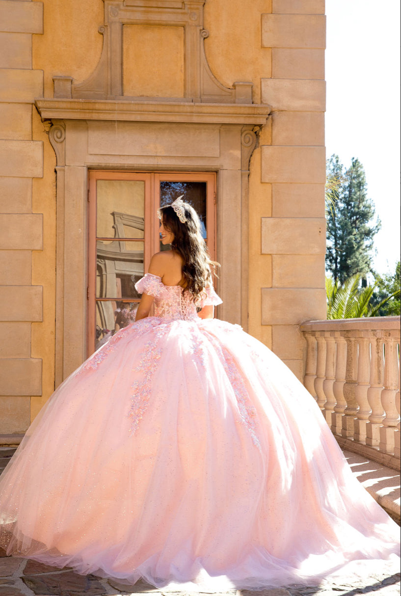 Sweetheart strapless neckline with bodice corset. PQ1026 by Bella Couture