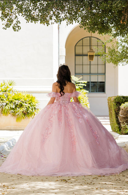 Sweetheart strapless neckline with bodice corset. PQ1026 by Bella Couture
