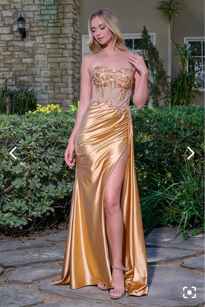 this fitted dress has spaghetti straps that are attached to the sweetheart neckline bodice GL3619 BY ELIZABETH K