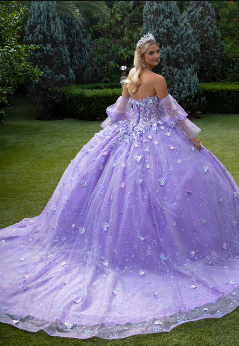 Corset bodice with detached puff sleeves and a train. GL3541 GLS by Gloria