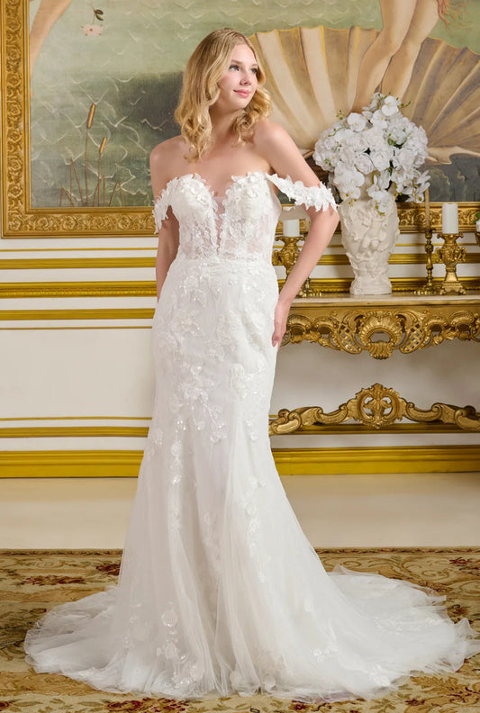 This fitted wedding gown features a flattering V-neckline. GL3656 GLS BY GLORIA
