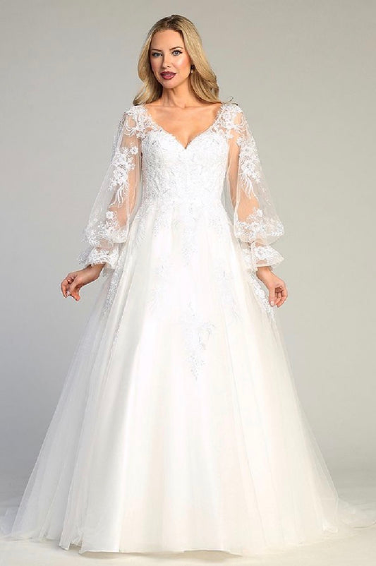Embellished delicate appliqué of sequins. A-line skirt. 7894L BY LET´S CORP