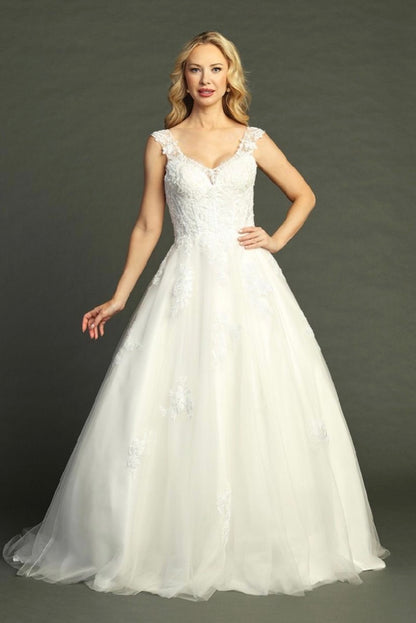 Embellished delicate appliqué of sequins. A-line skirt. 7904L BY LET´S CORP