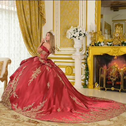 Indulge in classic glamour with this stunning quinceañera ball gown. GL3791 BY ELIZABETH K