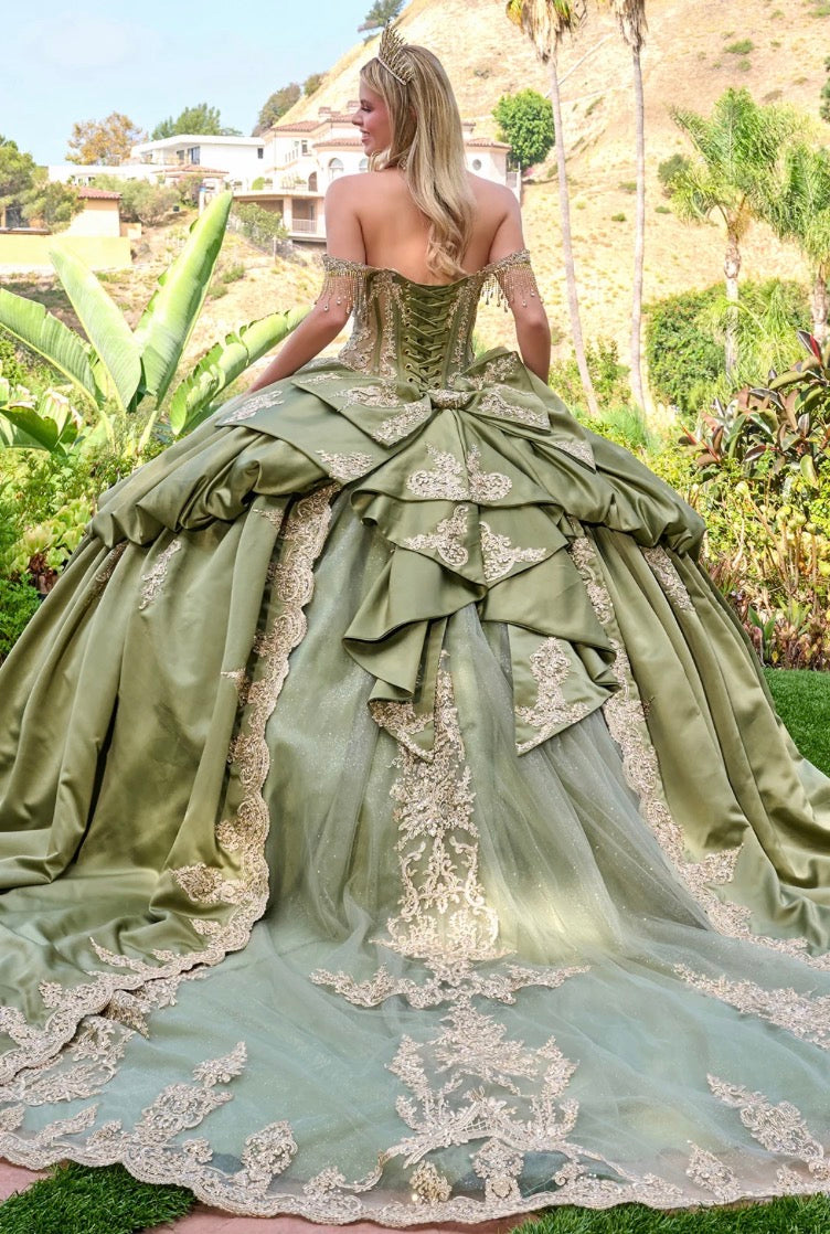 Make a regal statement in this exquisite quinceañera ball gown. GL3810 BY ELIZABETH K