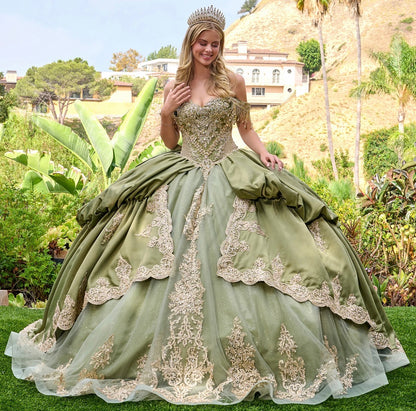 Make a regal statement in this exquisite quinceañera ball gown. GL3810 BY ELIZABETH K