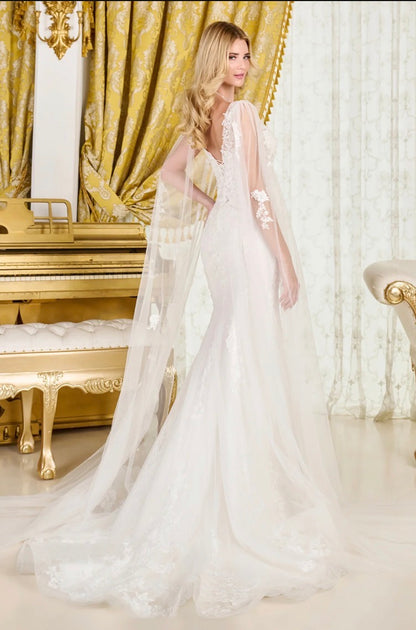 Exquisite details and a flattering fit define this trumpet-style wedding gown. GL3829 GLS BY GLORIA