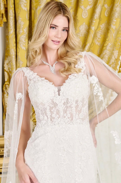 Exquisite details and a flattering fit define this trumpet-style wedding gown. GL3829 GLS BY GLORIA