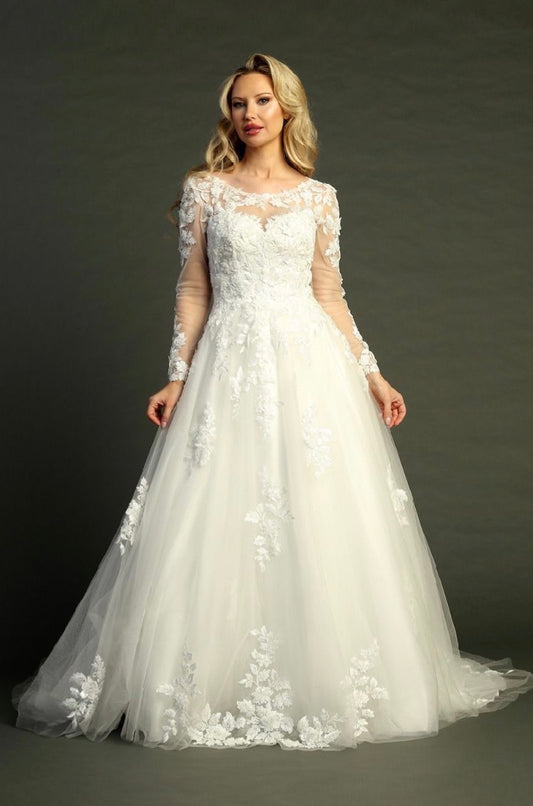 Embellished with beads, sequins. A-line skirt. 8005L BY LET´S CORP