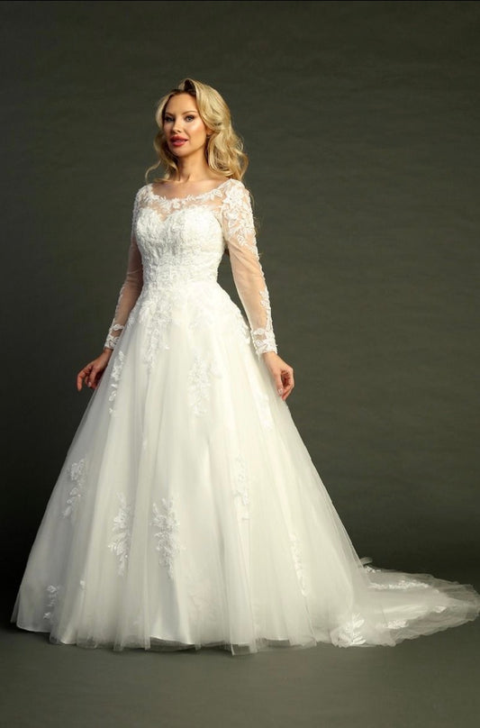 Embellished with beads, sequins. A-line skirt. 8021L BY LET´S CORP