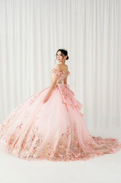 This breathtaking ball gown is the epitome of royal elegance. 8420JQ BY CINDERELLA COUTURE