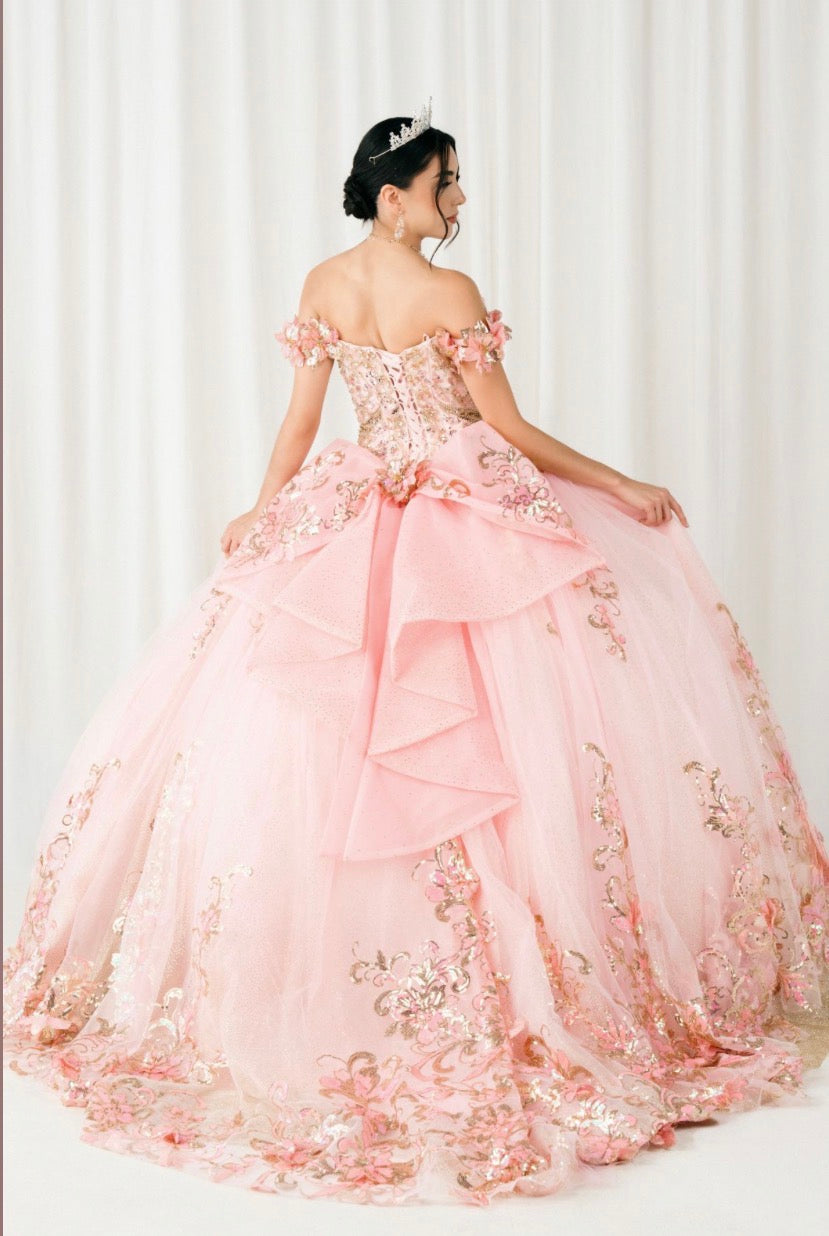 This breathtaking ball gown is the epitome of royal elegance. 8420JQ BY CINDERELLA COUTURE