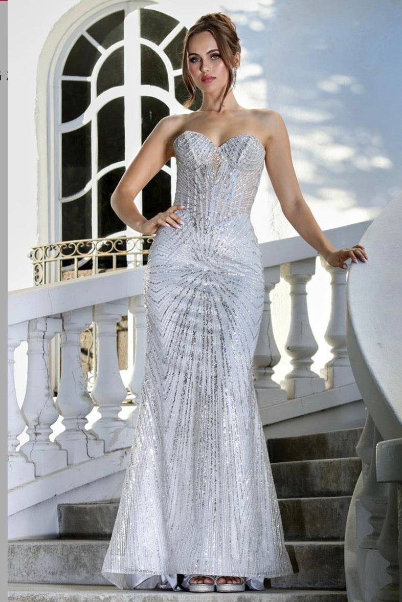Perfect mermaid silhouette dress. 3263 BY ADORA DESIGN