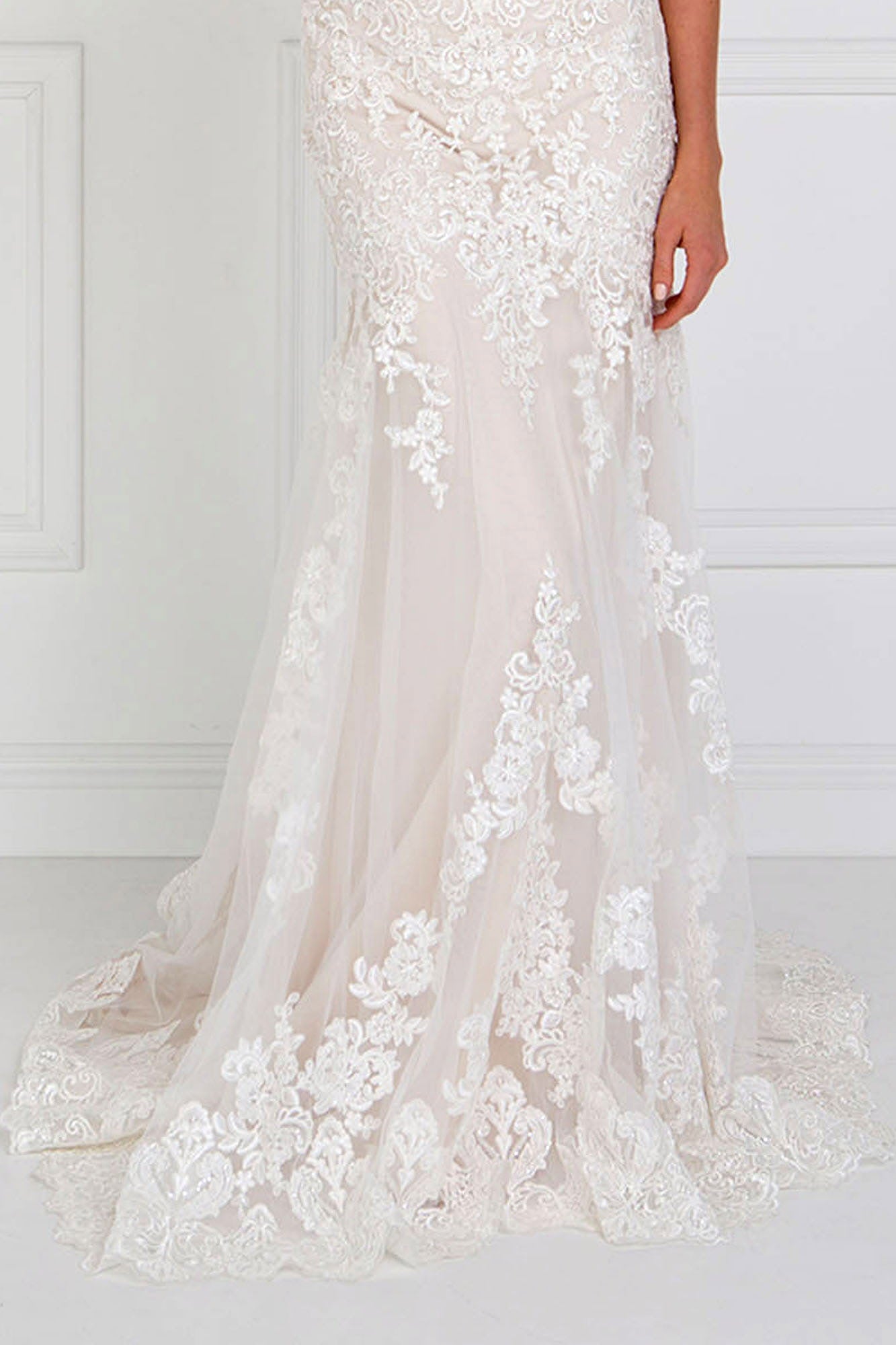 Long Dress With Lace Applique This beautiful lace wedding gown BY GLORIA GLS BY GLORIA